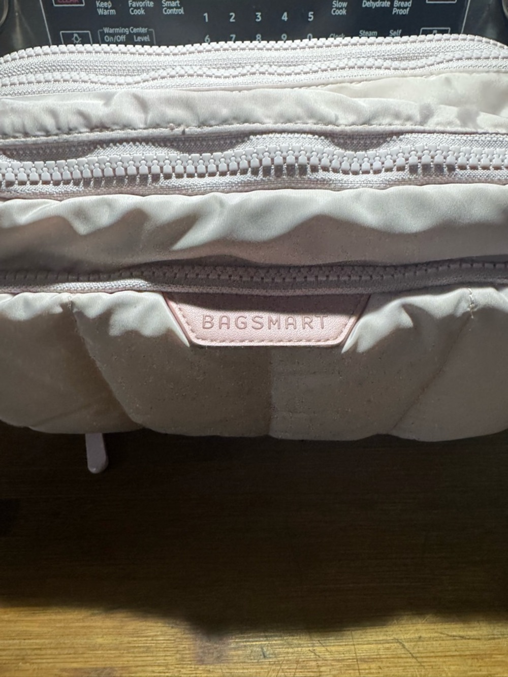 BAGSMART Quilted Cosmetic Bag in Soft Pink